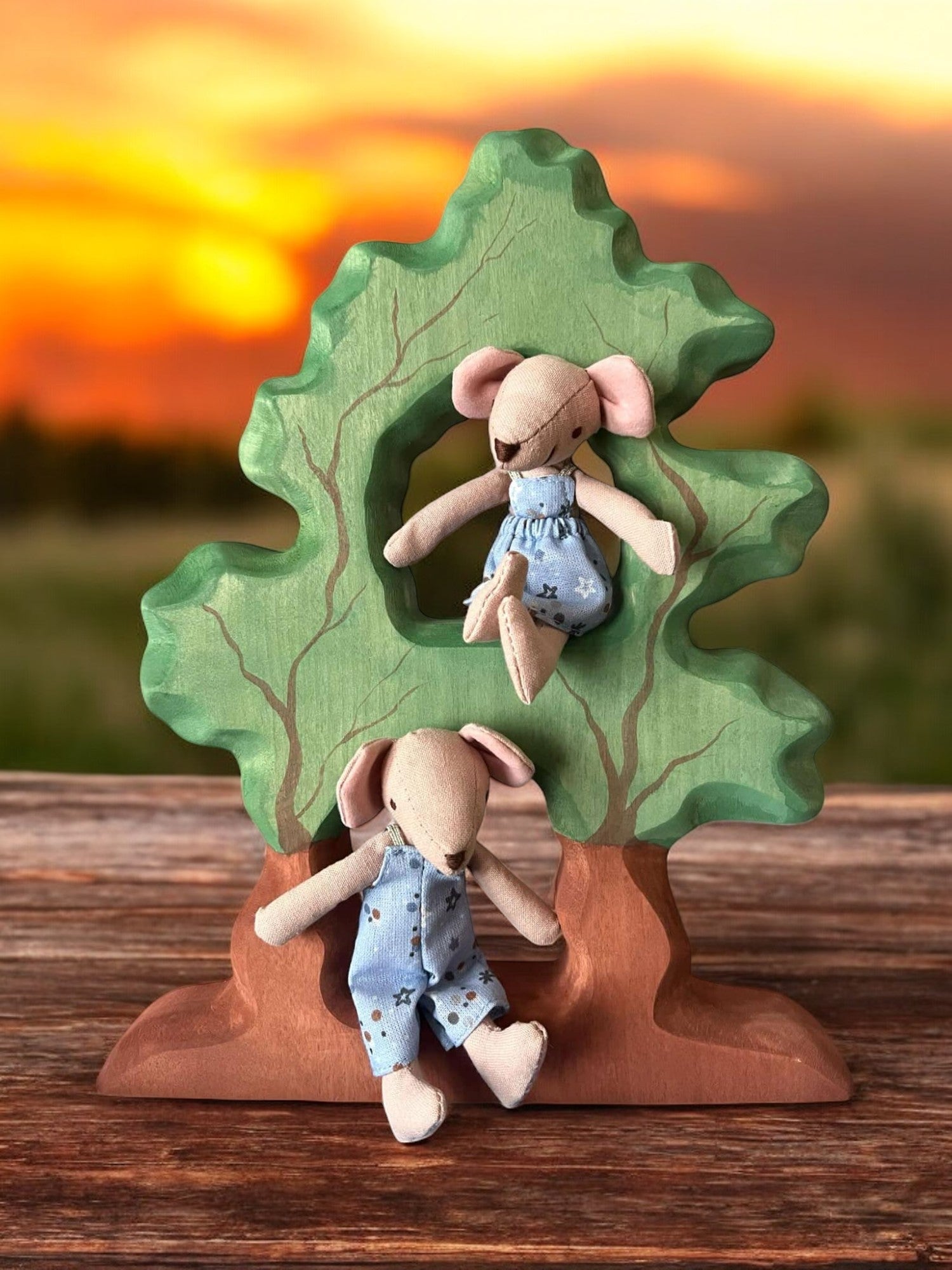 **Pre - order (Ships in 2 - 3 Weeks)**Miniature Mice - The Nurturing Nook