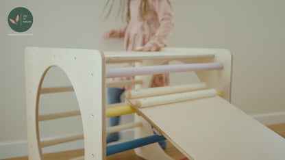 Climbing cube (choice of natural wood or rainbow)