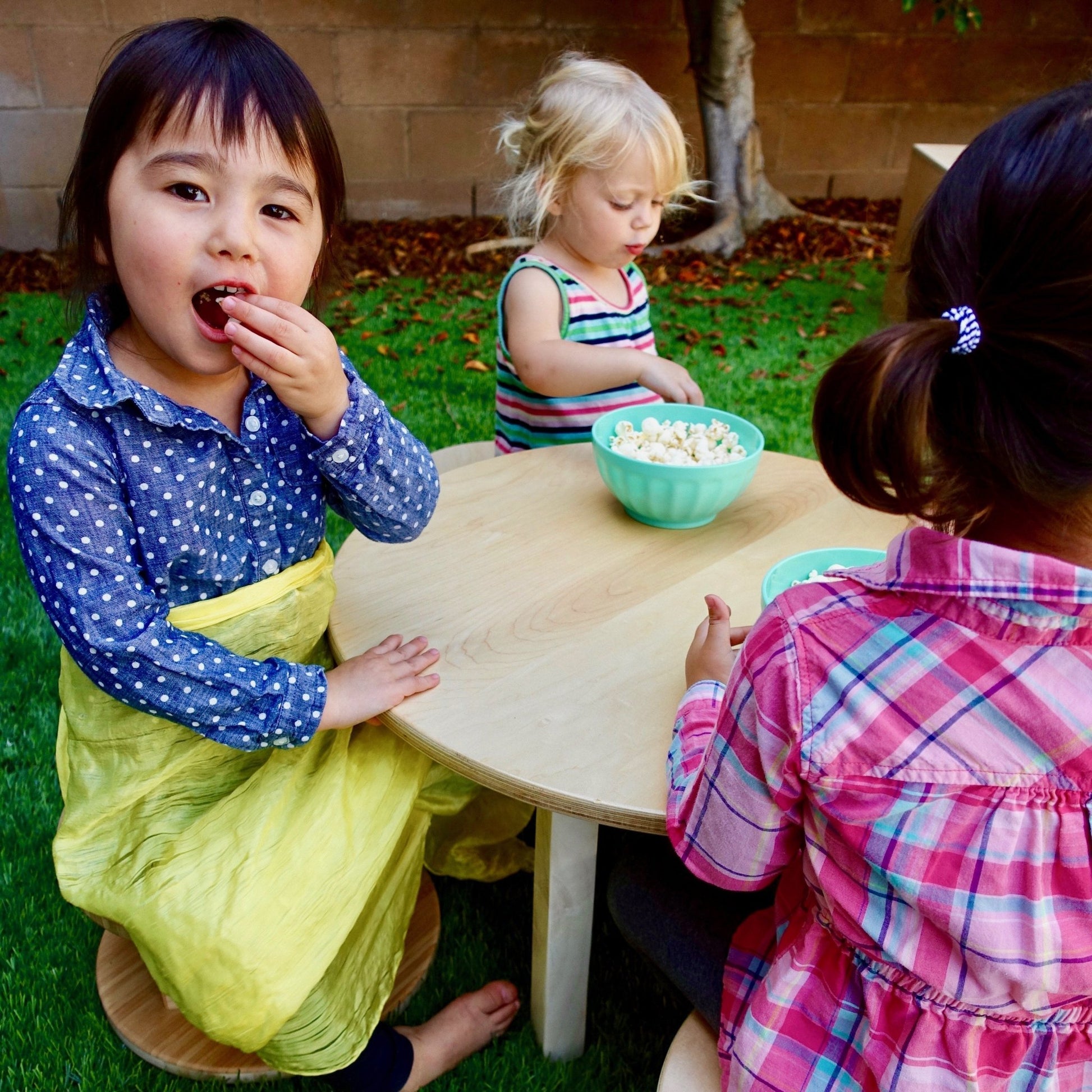 Round Table - The Nurturing Nook
