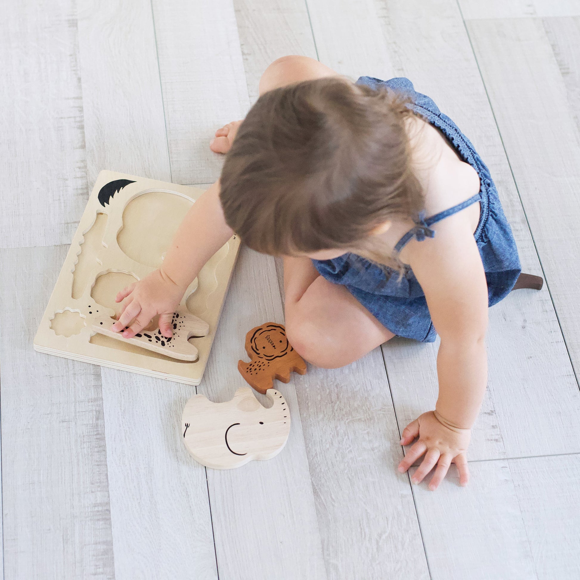 Safari animals wooden tray puzzle – eco - friendly play set for ages 2+ - The Nurturing Nook
