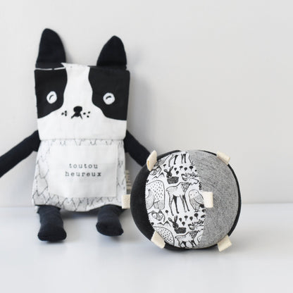 Taggy ball – nordic animals sensory rattle for babies - The Nurturing Nook