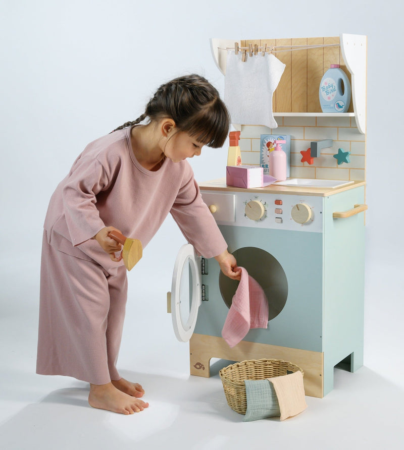 Tender Leaf pretend play laundrette wooden washing machine