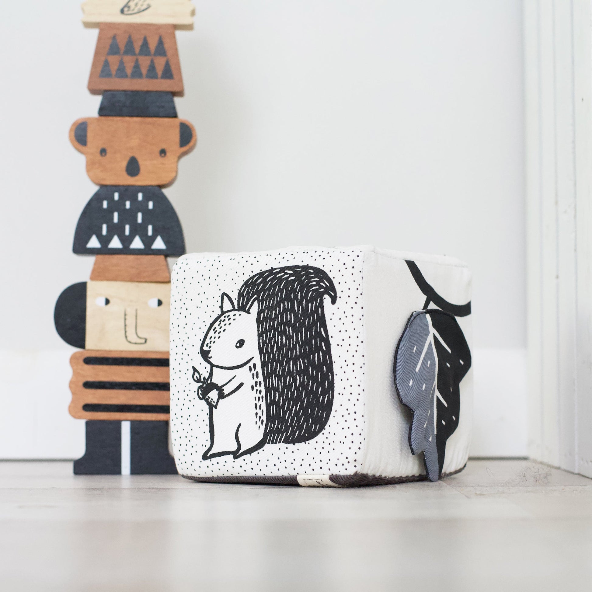 Woodland animals soft block – organic fabric sensory toy for babies - The Nurturing Nook